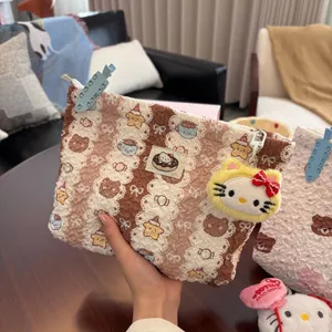Niche Young Heart Màu Sắc Tương Phản Phù Hợp Với Sọc Trang Điểm Di Động Du Lịch Chăm Sóc Da Sản Phẩm Rửa 26.4.27