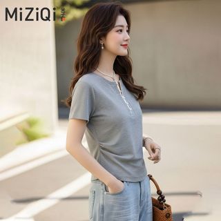 【MIZIQI】Áo thun ngắn tay cổ chữ V thon gọn màu xám cho nữ, áo thun eo xếp ly cho nữ