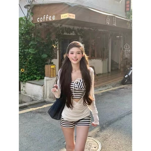 🔥 có hàng sẵn 🔥 Set bộ đồ bơi nữ ins đi bơi Đồ bơi xẻ tà sọc tinh khiết và ngọt ngào, Đồ bơi Spa phong cách nghỉ mát mới chống nắng cao cấp dành cho nữ