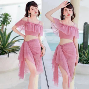 Đồ bơi bộ ba VN, Thiết kế sexy với khe hở, Chất liệu co giãn tốt, Phù hợp đi biển.