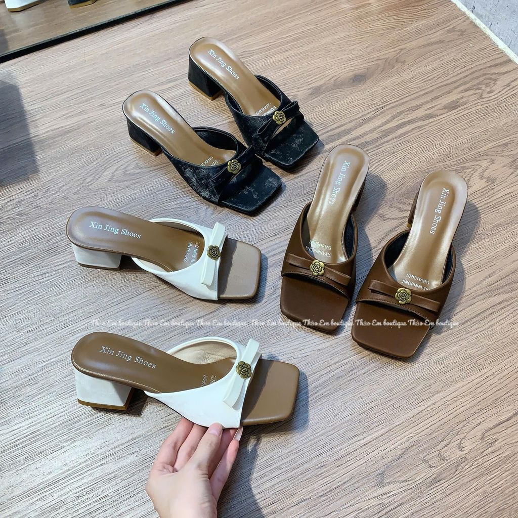 [Thảo Em- DC02] Dép cao gót hở mũi 5p mũi vuông lụa satin phối hoa trà cao cấp, sang chảnh
