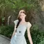 Áo sơ mi ngắn tay rỗng cổ vuông phong cách Pháp dành cho nữ Mùa hè Phong cách mới Phong cách nhẹ nhàng Slim-fit Slimmer Look xếp li sang trọng hàng đầu