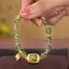 Vòng tay ngọc Hetian phong cách Trung Hoa với họa tiết hoa sen và hạt đá, sáng bóng và cao cấp