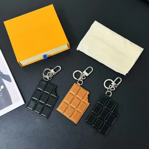 Mặt dây chuyền túi sô cô la sáng tạo độc đáo Ánh sáng Pháp Thiết kế thích hợp sang trọng Móc khóa cao cấp