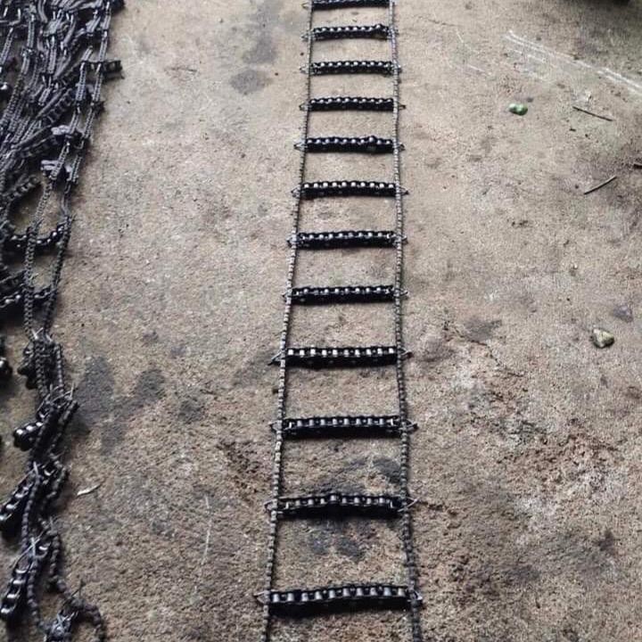 Xích bọc lốp xe máy chống trơn trượt hiệu quả đi trời mưa bão, đường đồi núi-Hàng xích cam