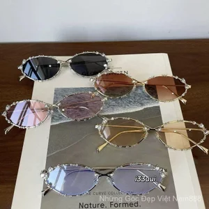 Giảm giá hấp dẫn - Kính tròng cận thị nam nữ phong cách mới Qiwei, dây xích muối biển, trang trí kim cương