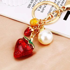 XL42 Cao Cấp Kim Cương Giả Nhỏ Dâu Xe Móc Khóa Nữ Sáng Tạo Dễ Thương Túi Mặt Dây Chuyền Kim Loại Móc Chìa Khóa Nhẫn Quà Tặng