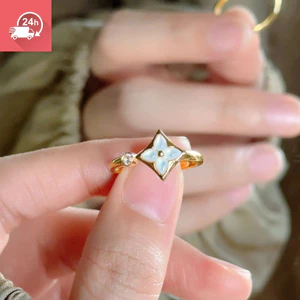 Nhẫn nữ đa năng khí chất thời trang vàng bốn sao zircon hình học cá tính