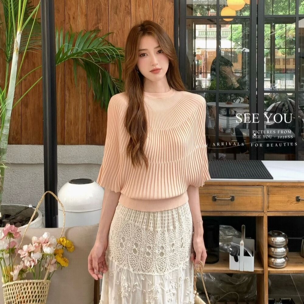 Áo sơ mi mỏng ôm body phong cách mới cho mùa hè, sang trọng và thời thượng