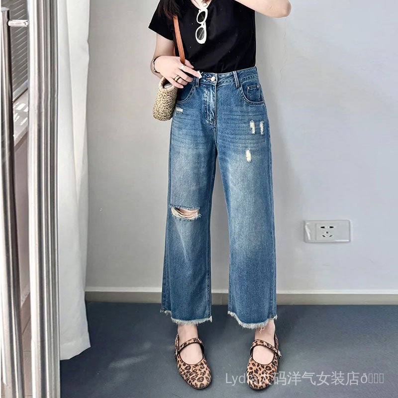 Quần nữ Spike 26 thiết kế rách lệch, thoải mái cho hàng ngày, dễ giặt, màu xanh crop jean.