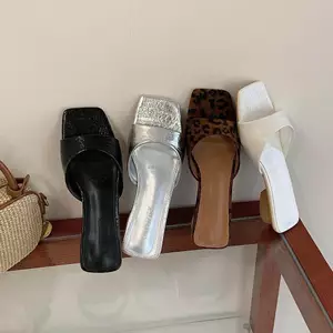 TT Tính Khí Chính Hãng Da Flip-Flops Giày Nữ Mùa Hè Dày Mules Dép Đi Biển Kỳ Nghỉ