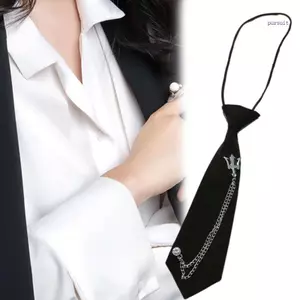 Suit Set Phong Cách Trường Học với Cà Vạt Đã Biến, Kiểu Dáng Truyền Thống