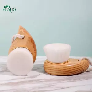 Springevenstar 1 Bàn chải làm sạch da mặt có tay cầm bằng gỗ Hướng dẫn sử dụng Máy mát xa mặt mềm Da lỗ chân lông Bàn chải làm sạch Bàn chải chăm sóc da mặt Dụng cụ làm đẹp Springevenstar