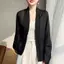 Áo cardigan tay dài từ lụa cao cấp với nút đóng, thiết kế dễ thương và sang trọng