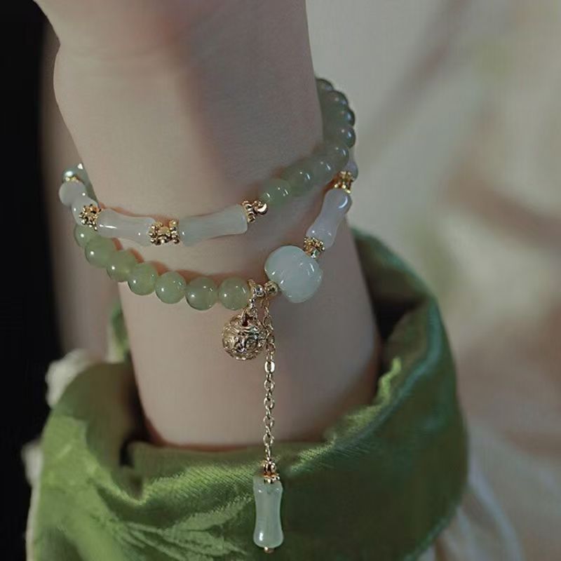 Vòng tay hạt tre chalcedony tinh tế dành cho nữ