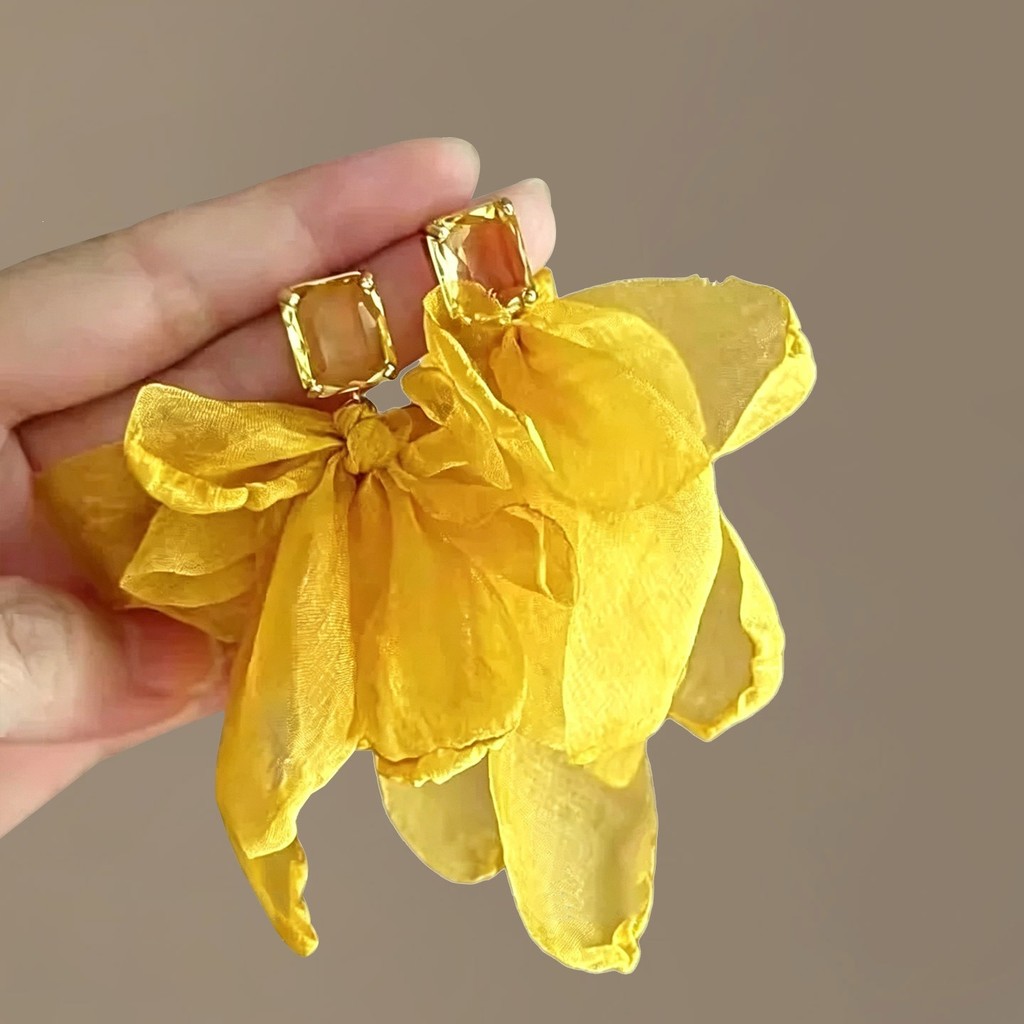 Bông tai hoa nữ phong cách kỳ nghỉ cao cấp, phù hợp đi biển