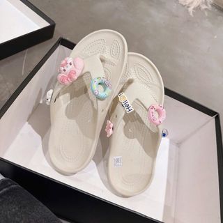 (Tặng charm ngẫu nhiên) Dép kẹp tông lào xỏ ngón nữ phối 2 màu đúc nguyên khối êm mềm nhẹ (HANA STORE, mã DK RL080W)