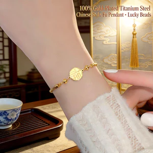 Vòng tay thép titan nữ - Mạ vàng - Mặt dây chuyền nhân vật Fu - Hạt may mắn - Trang sức tay tinh tế phong cách