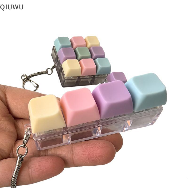 QIUWU 1 / 4 / 5 / 9 Phím Bàn Phím Cơ Máy Kiểm Tra Trục Fidget Nút Keycap Fidget Móc Khóa Bàn Phím Móc Khóa Đồ Chơi Ngón Tay Bàn Phím Mũ Đồ Chơi.