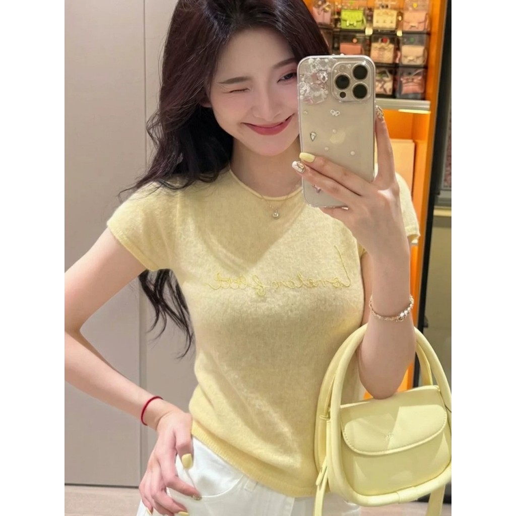 SUXI Áo thun ngắn tay chữ màu trơn nhẹ nhàng dành cho nữ mùa hè mới 260506
