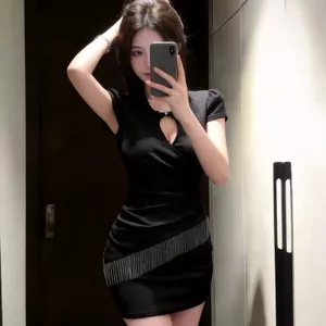 Phong Cách Retro Tính Khí Cổ Sườn Xám Tay Ngắn Gợi Cảm Đầm Nữ Pure Desire Viền Slim-Fit Hẹp Rộng Ôm Hơn Nhìn Hông Váy Ngắn