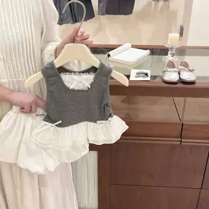 Bé Gái Tay Ngắn Phù Hợp Với Mùa Hè Phong Cách Mới Trẻ Em Ren Khâu Vest Bud Quần Short Hai Mảnh Phù Hợp Với