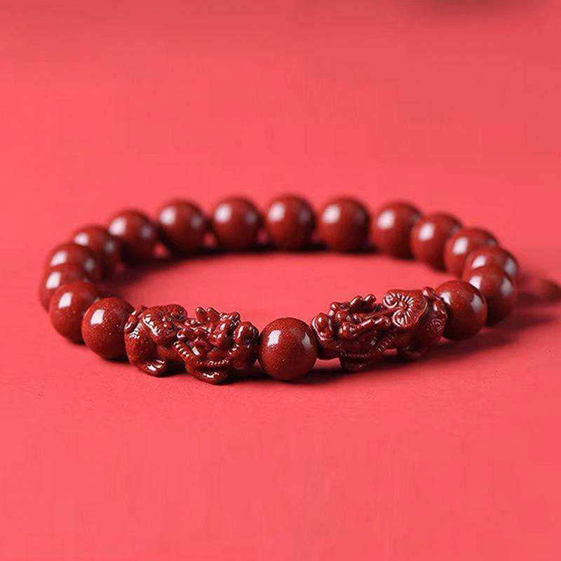 Vòng tay vintage cinnabar pixiu chạm khắc hạt bùa - Trang sức đẹp dành cho nữ