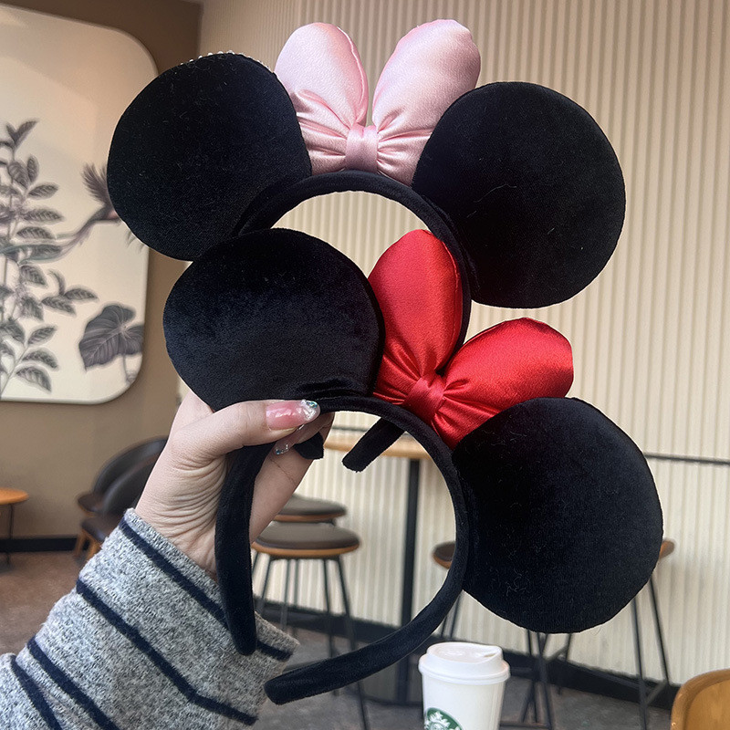 Băng đô ánh sáng hình Mickey và Minnie, thiết kế sang trọng, phù hợp cho công viên giải trí và ảnh