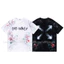 <![CDATA[Áo thun cổ tròn tay ngắn chất liệu cotton nguyên chất với thiết kế in chữ hiện đại]]>