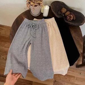 Phiên Bản Hàn Quốc Quần Ống Rộng Thường Ngày Mùa Hè Bé Gái Quần Crop Màu Trơn 90-140 Size UN8L