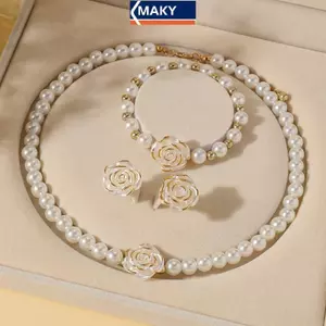 MAKY Bộ Trang Sức Camellia Cho Cô Dâu - Vòng Tay và Bông Tai, Phù Hợp Dự Tiệc và Làm Quà Tặng