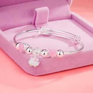 Vòng tay Hello Kitty điều chỉnh size, phù hợp làm quà tặng sinh nhật cho bé gái