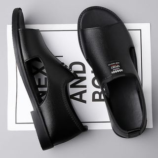 Giày Sandal Mùa Hè 2025 Nam Đế Mềm Chống Trơn Trượt Khử Mùi Nam Chống Trơn Trượt Thoáng Khí Giày Đi Biển La Mã UHSL