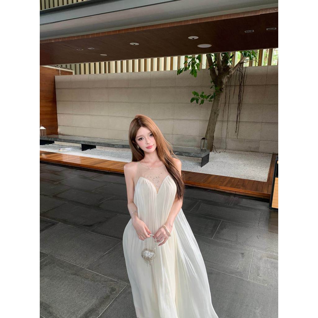 Đầm maxi dự tiệc vibe tiểu thư sang trọng