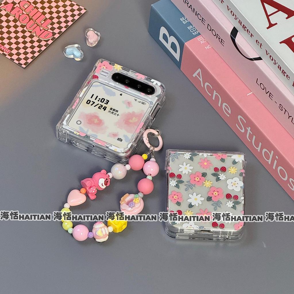 Ốp Điện Thoại Hoa & Dâu Tây Tương Thích Với Samsung Galaxy Z Flip 7 / Z Flip 6 Bao Gồm Dây Gấp Vỏ Cứng Thích Hợp Cho ZFlip 7 / 6 / 5 / 4 / 3 5G N3 Vỏ Bảo Vệ Lật