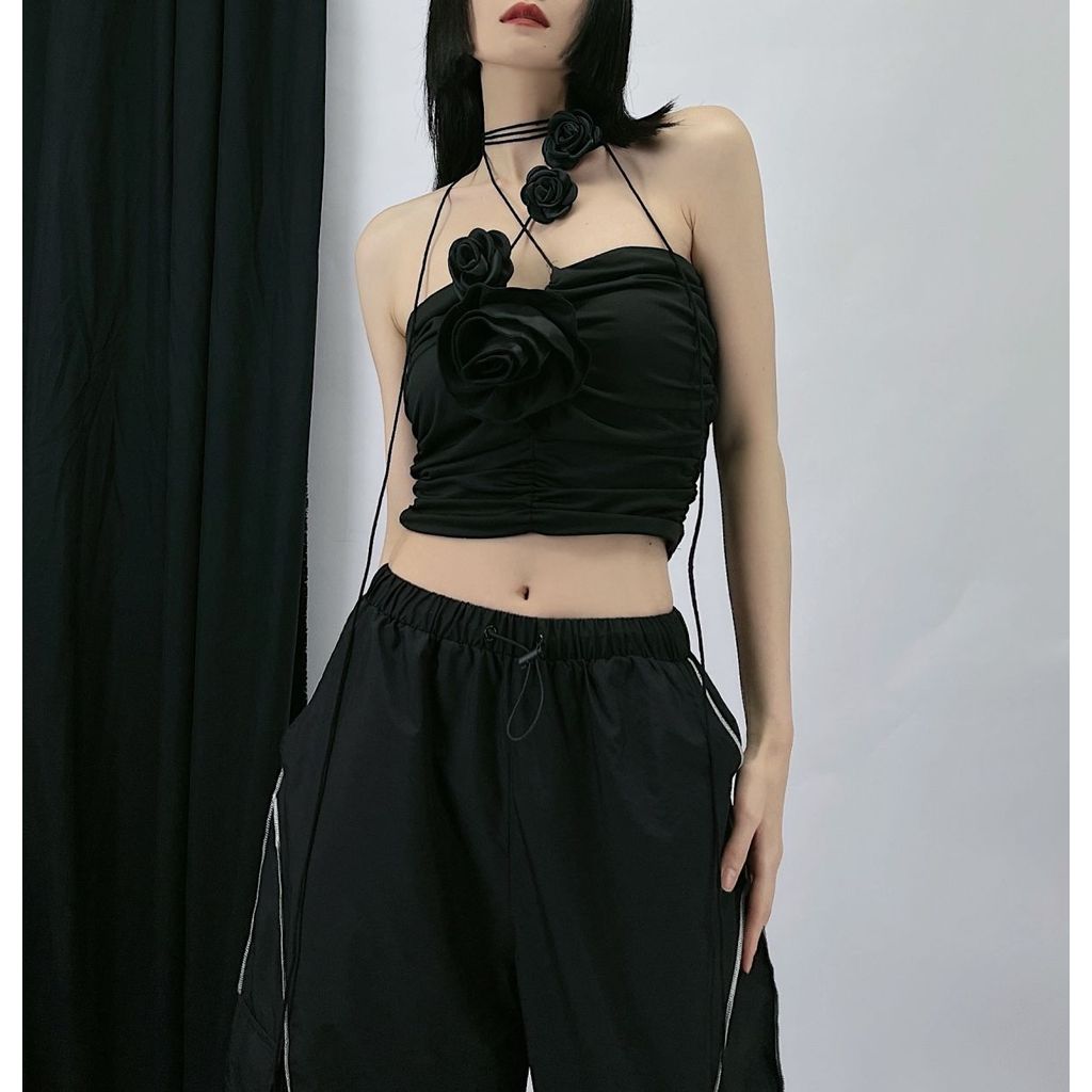 **Milyfashion Áo thun dây cổ dáng ngắn nữ, đính hoa hồng 3D, phong cách gợi cảm đen tuyền, kiểu quấn cổ độc đáo