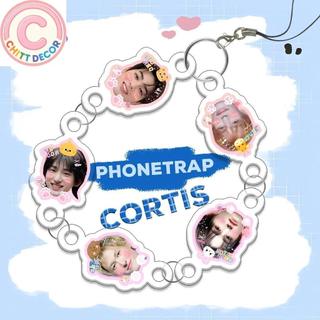 Phonetrap Cortis móc treo Cortis dễ thương chất liệu mica