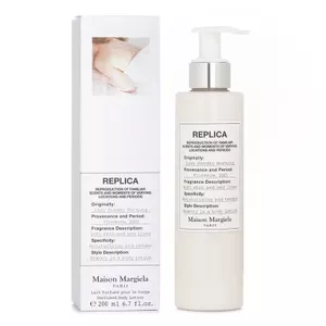 Sữa Dưỡng Thể Lười Cuối Tuần 200ml Dưỡng Ẩm Dưỡng Ẩm Hương Thơm Lâu Dài Giả Khử Mùi Mỹ Phẩm Unisex