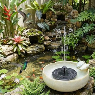 Máy bơm đài phun nước năng lượng mặt trời Máy bơm chim nổi Vườn ao Đài phun nước IP65 4 vòi phun nước chống mưa