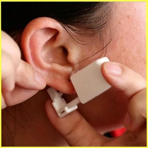 Bấm Lỗ Tai Dùng 1 Lần Khuyên