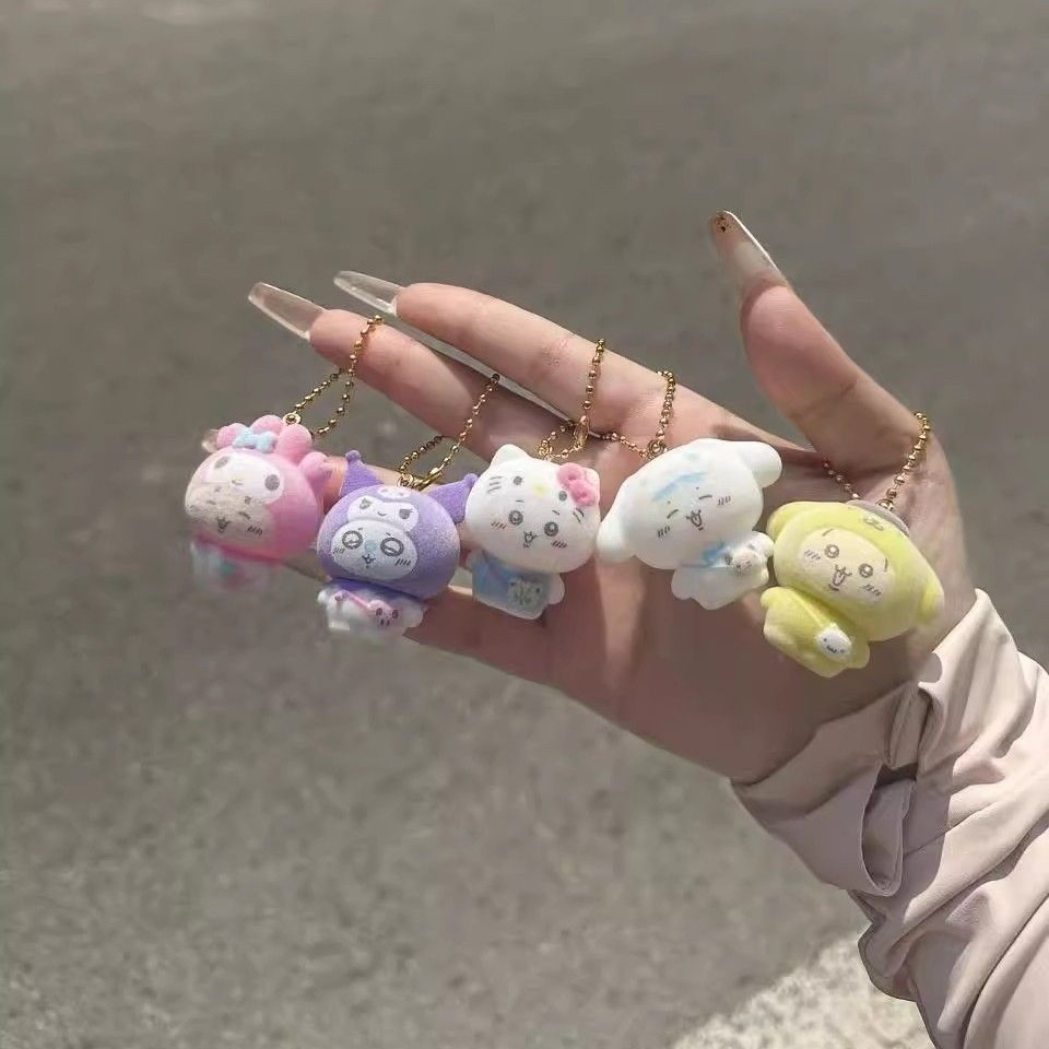 Mới Chikawa X Sanrio Mù Hộp Kawaii Dễ Thương Hello Kitty Giai Điệu Kuromi Móc Khóa Mặt Dây Chuyền Đồ Chơi Trẻ Em Quà Tặng Hachiware Usagi Momonga