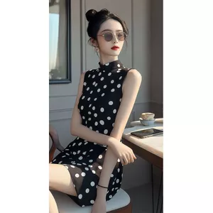 Cảm giác cao cấp kiểu Pháp Siêu đẹp Nhìn nhỏ Tính khí cao Đầm chấm bi đen đẹp mùa hè