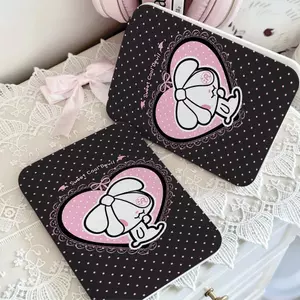 Gương gập mini trang điểm bỏ túi họa tiết thỏ tim hồng đen phong cách Hàn Quốc gọn nhẹ