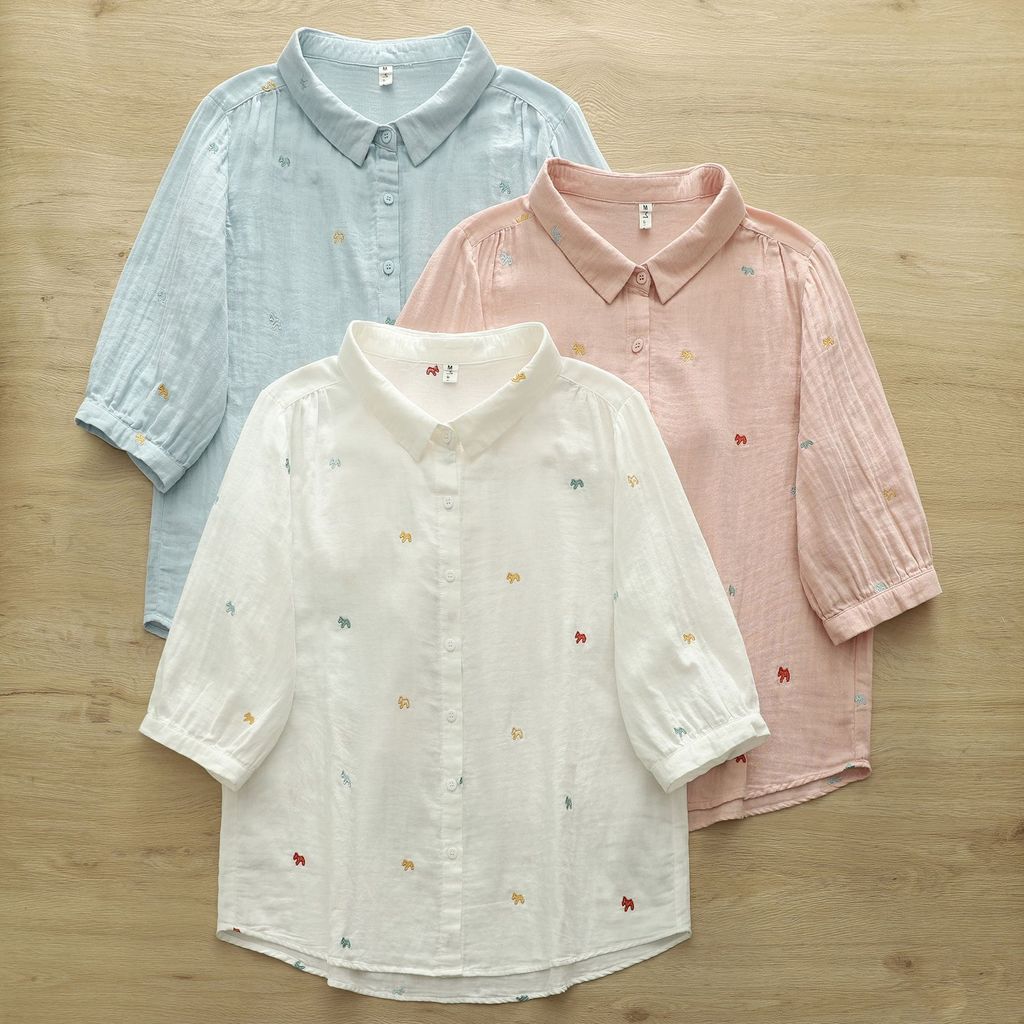 Áo sơ mi nữ cotton cao cấp, thiết kế thêu ngựa văn học mềm mại, phù hợp mặc hàng ngày