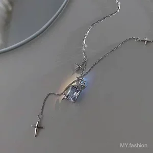 Vòng cổ hình chữ Y mặt dây chuyền ngôi sao bốn cánh