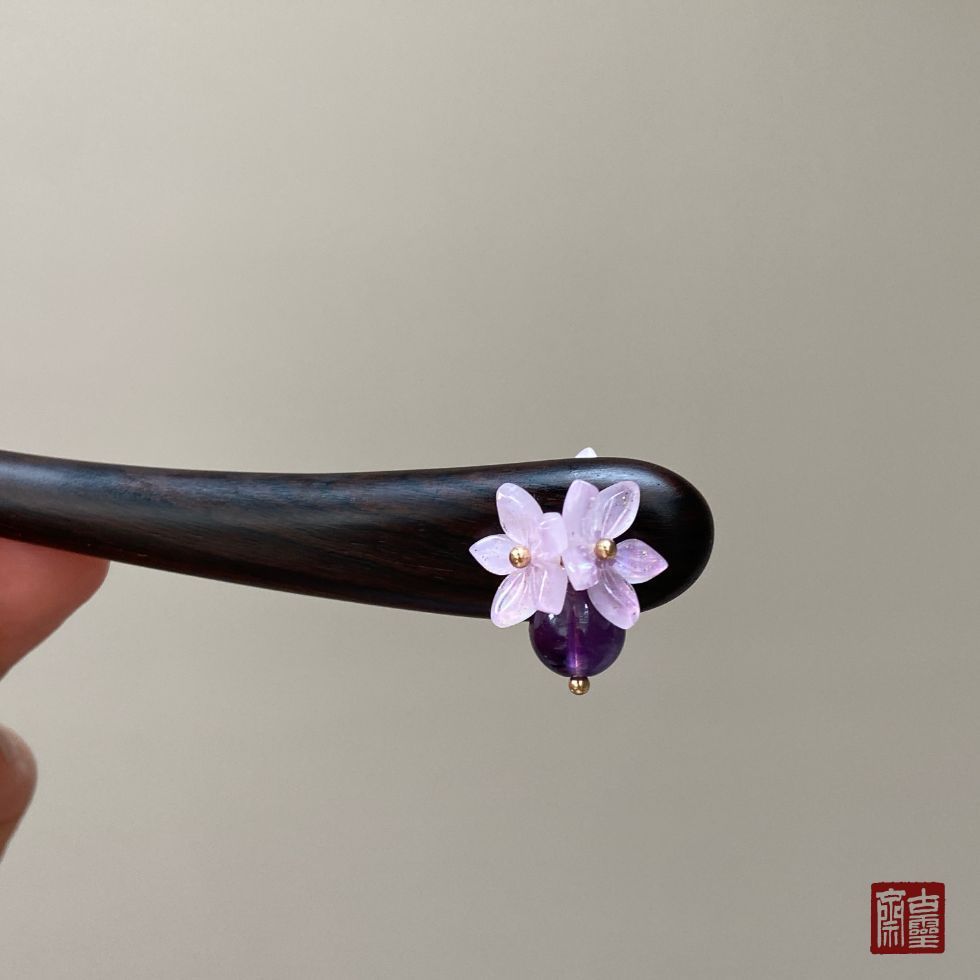 WHX-Hairpin {Hoa thạch anh tím} Kẹp tóc ngắn 13cm Gỗ đàn hương khắc Kẹp tóc Retro Trung Quốc Niche Thiết kế độc đáo Cảm giác