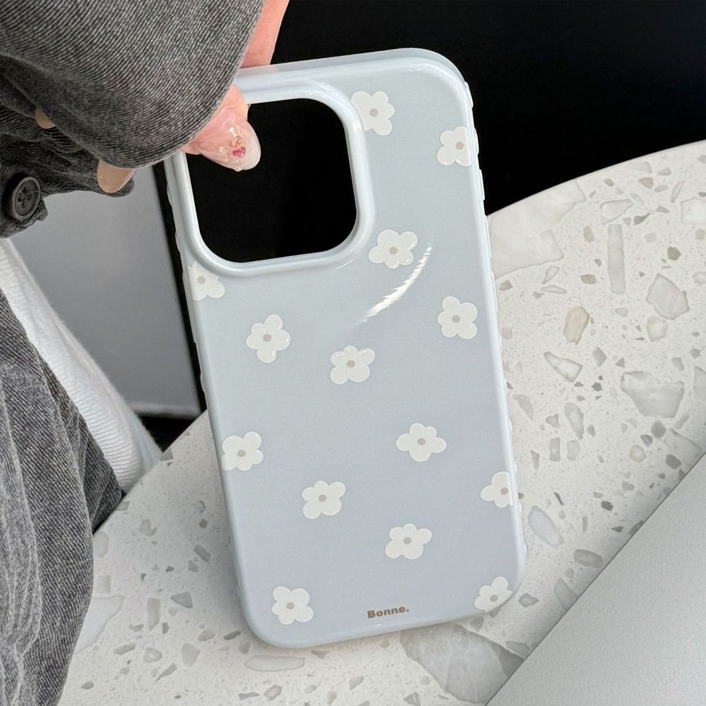 Trà trắng hoa là thích hợp cho 16 vỏ điện thoại di động iPhone17promax áp dụng 15 nhẹ