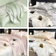 Bộ chăn ga gối 4 món chất liệu phi lụa cao cấp Memminbedding hoạ tiết hoa trà phối tông màu hài hòa, nhẹ nhàng