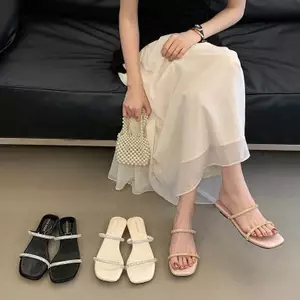 TT Flat Nửa Dép Nữ 2026 Phong Cách Mới Mũi Vuông Sang Trọng Dày Gót Dép Dép Dép