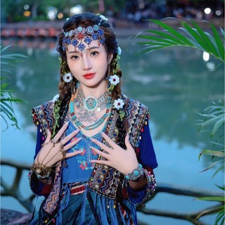 Vòng cổ và bông tai phong cách dân tộc độc đáo, phù hợp với trang phục Hanfu và phụ kiện tóc